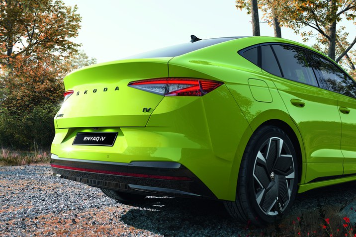 ENQ_NG_RS_007_MKZ.jpg